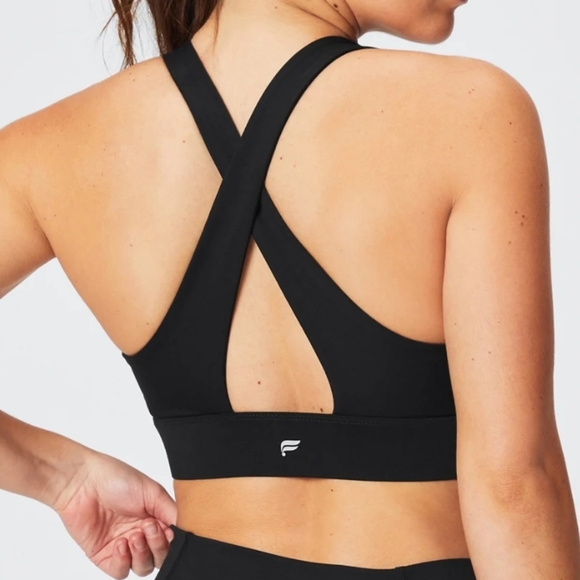 Fabletics Oasis twist sports bra - Picture 2 of 3